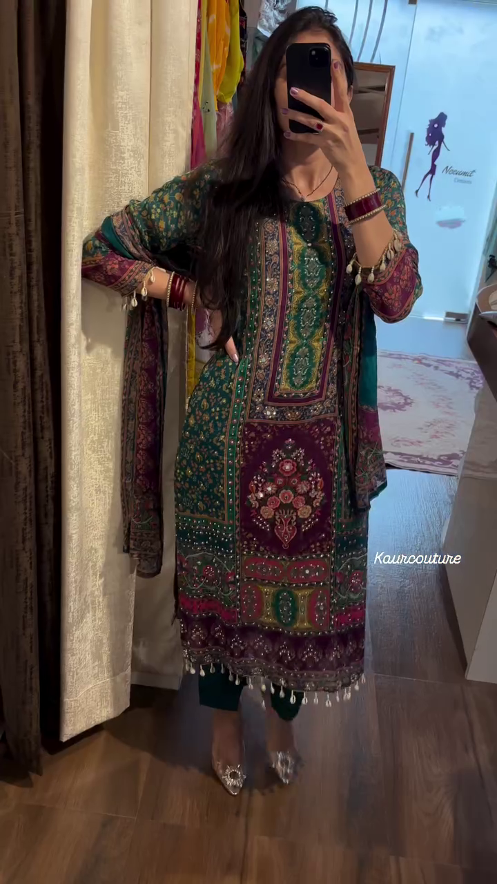 heavy chinon printed with mirror and kodi work 3 pcs suit set - Image 5