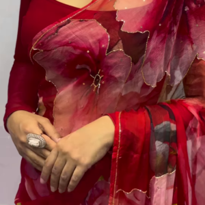 Ethnic Motifs Embroidered Zari Semi Silk Saree – A Fusion of Tradition and Elegance