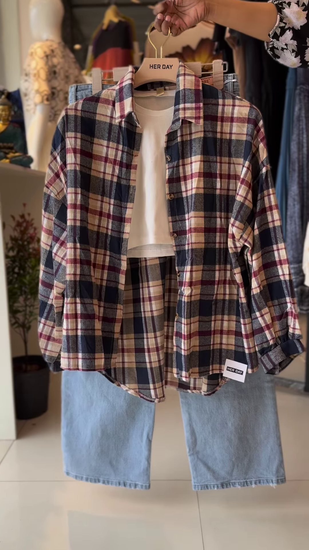 π Casual Plaid Shirt β A Wardrobe Must-Have! π