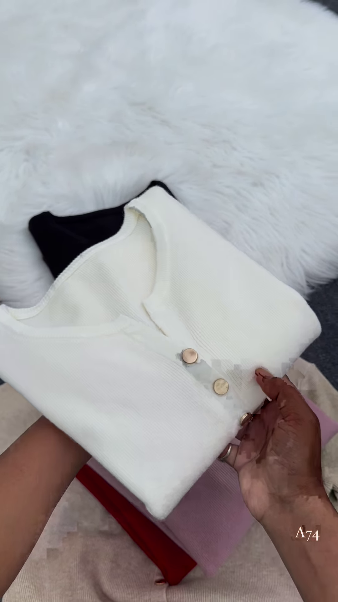 Chic Buttoned Cardigan Collection – Soft Knitwear in Vibrant Colors - Image 5